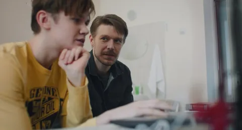 Здоровый человек — кадр 7