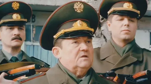 ДМБ — кадр 2