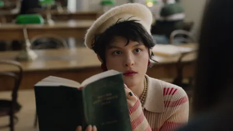 Что делать женщине, если у неё два любовника, а выбрать нужно одного — кадр 6