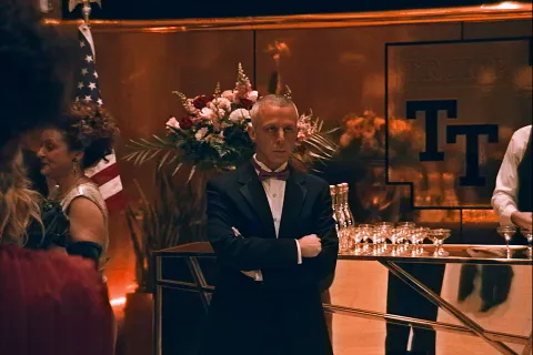 Ученик. Восхождение Трампа — кадр 9
