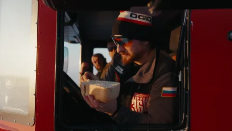 Фильм 9918106 — кадр 8