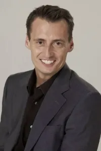Кен Бэйкер