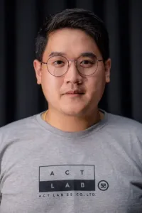 Воратяй Нуалсри