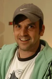 Бюлент Устюн