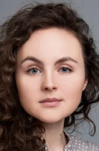 Анна Икшакова