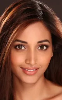 Сринидхи Шетти