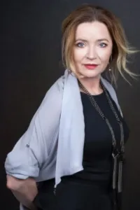 Весна Евникар